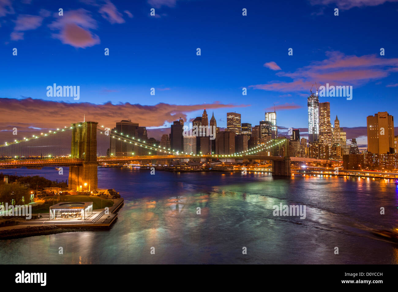 Brooklyn bridge and New York city skyline taken from Manhattan bridge ...