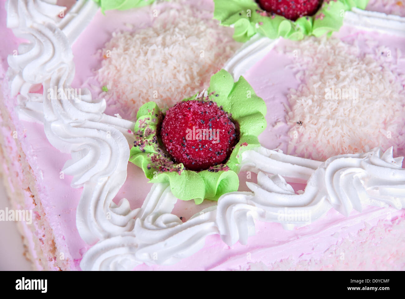 cream strawberry cake Stock Photo - Alamy