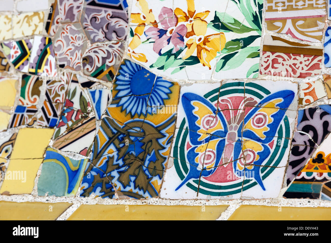 Broken mosaics hi-res stock photography and images - Alamy