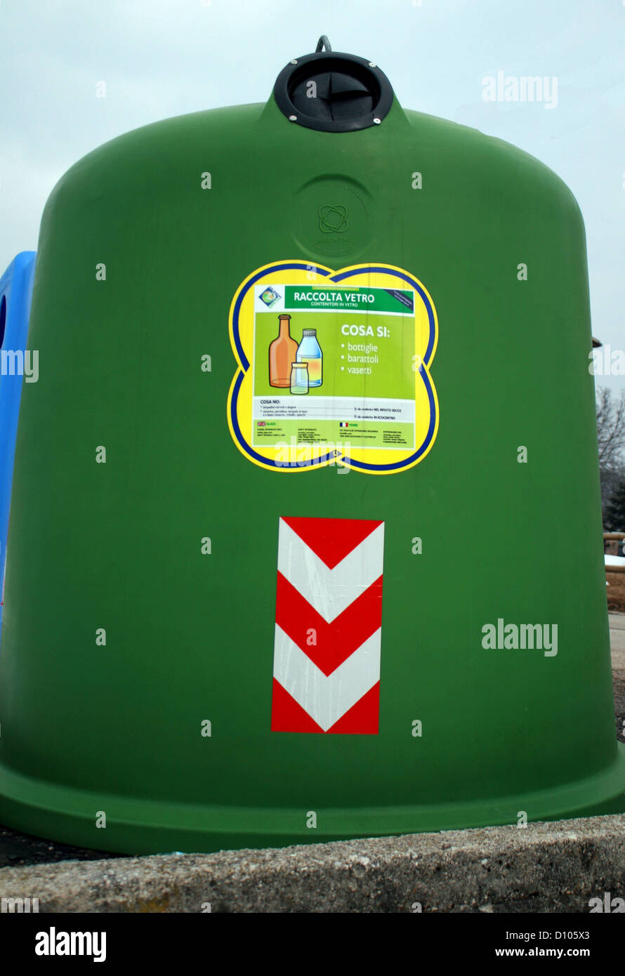 containers for waste collection of glass bottles and cans 1 Stock Photo Alamy