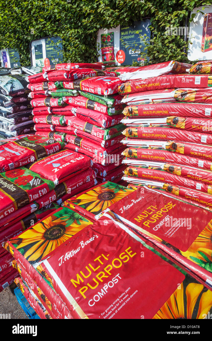 England, Hampshire, Romsey, Hillier Garden Centre, Compost Stock Photo