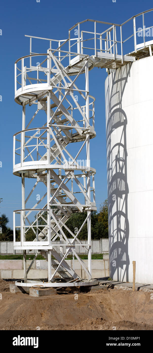 Storage tank spiral staircase hires stock photography and images Alamy