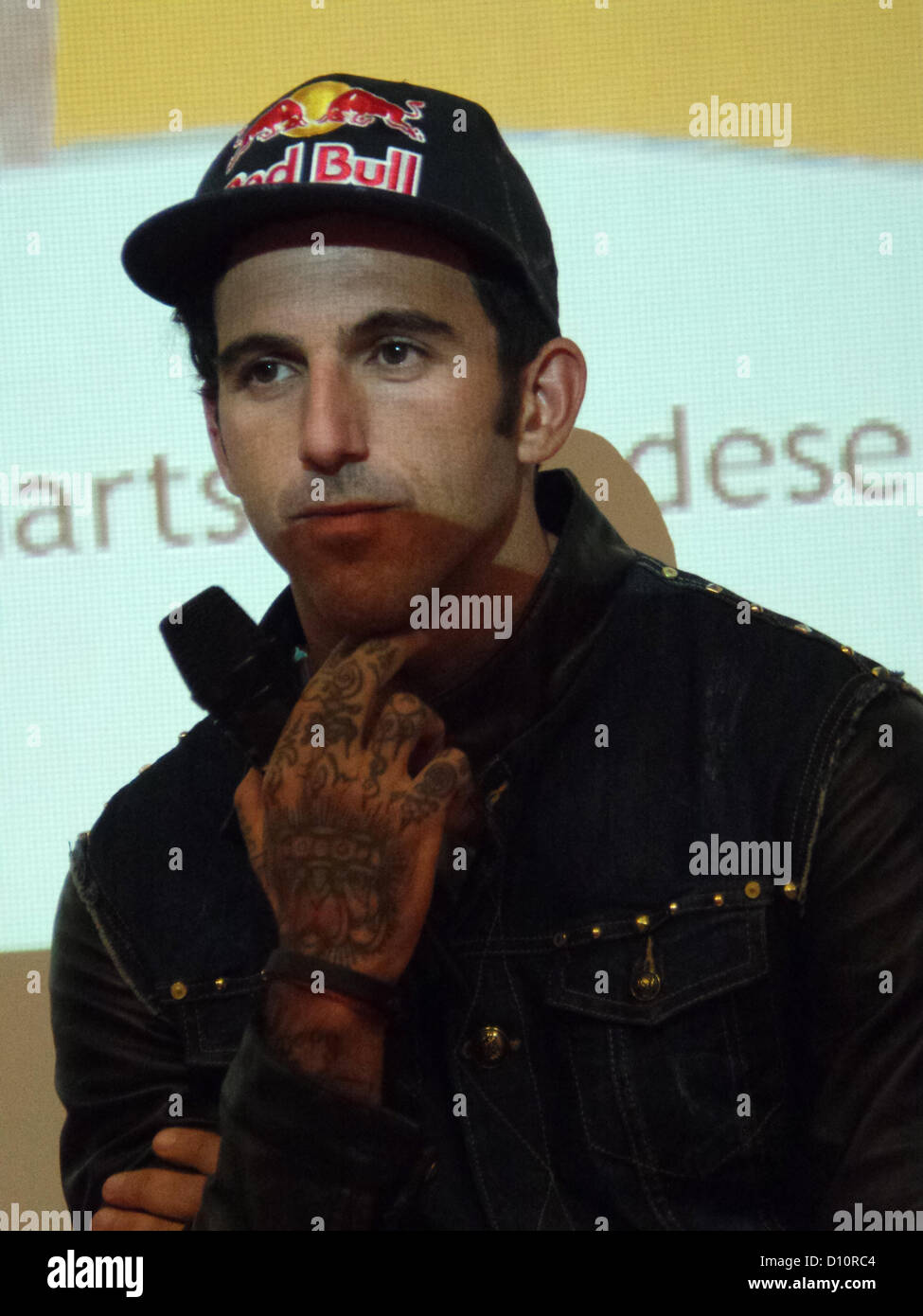 Ajram hi-res stock photography and images - Page 2 - Alamy, image size:975x1390