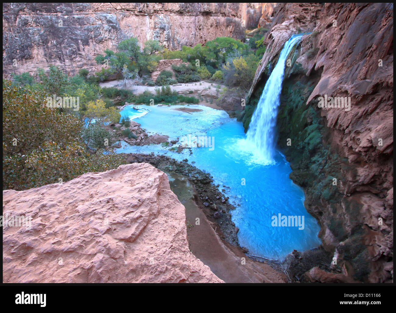 Paradise falls hi-res stock photography and images - Alamy