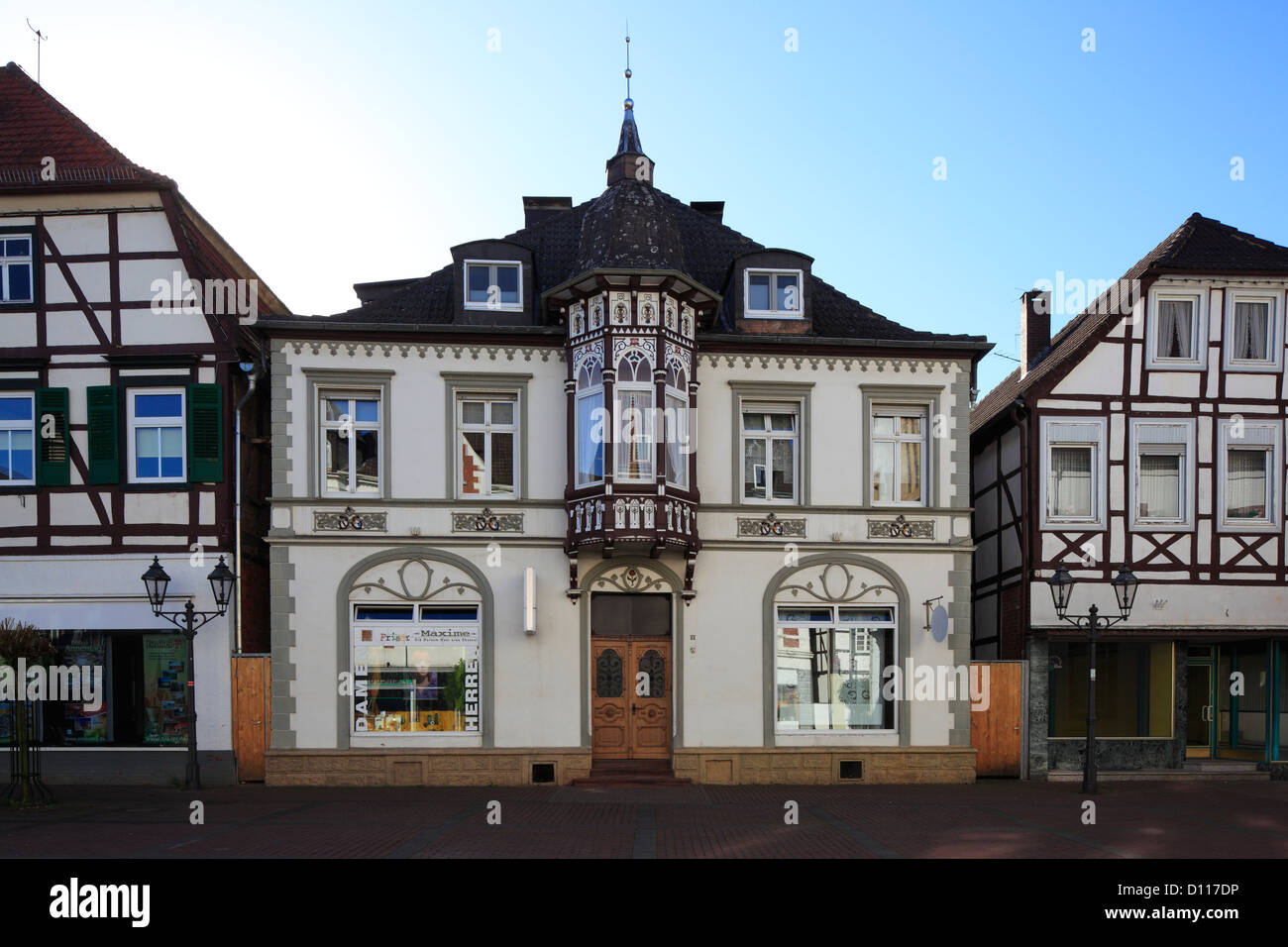 Traufenhaus am Marktplatz von Brakel, Oberwaelder