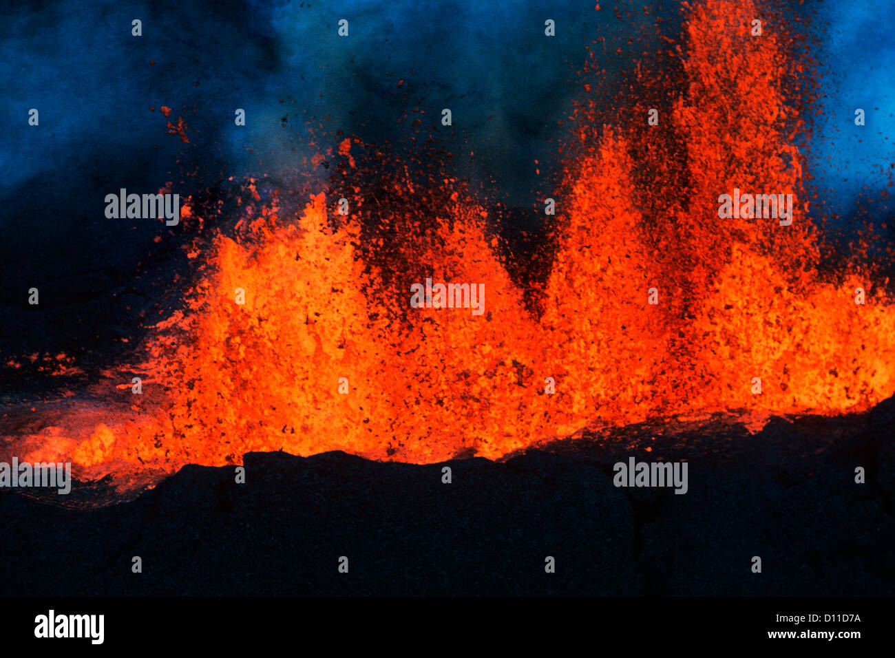 HAWAII VOLCANO LAVA FOUNTAIN 300 FEET HIGH 1977 Stock Photo Alamy