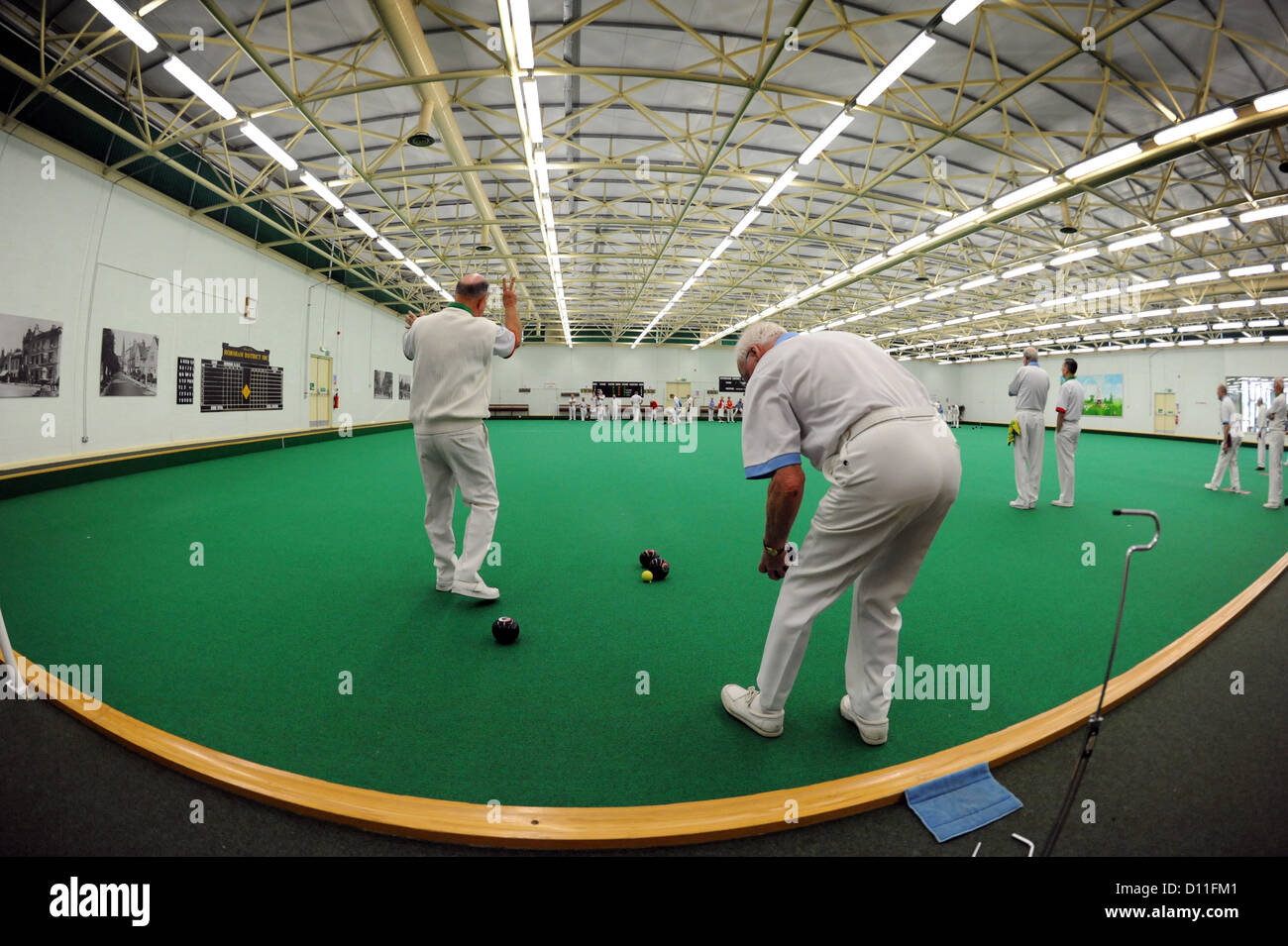 bowls, indoor, bowling, bowler. Broadbridge Heath Indoor Bowls Club Stock Photo