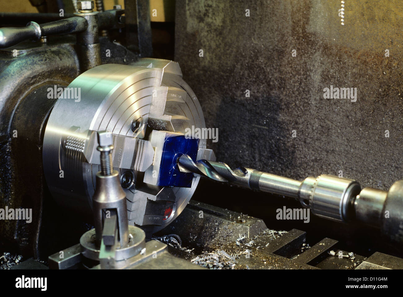 1980s METAL LATHE MACHINE CUTTING ABRADING TOOL TOOLS MACHINES LATHES