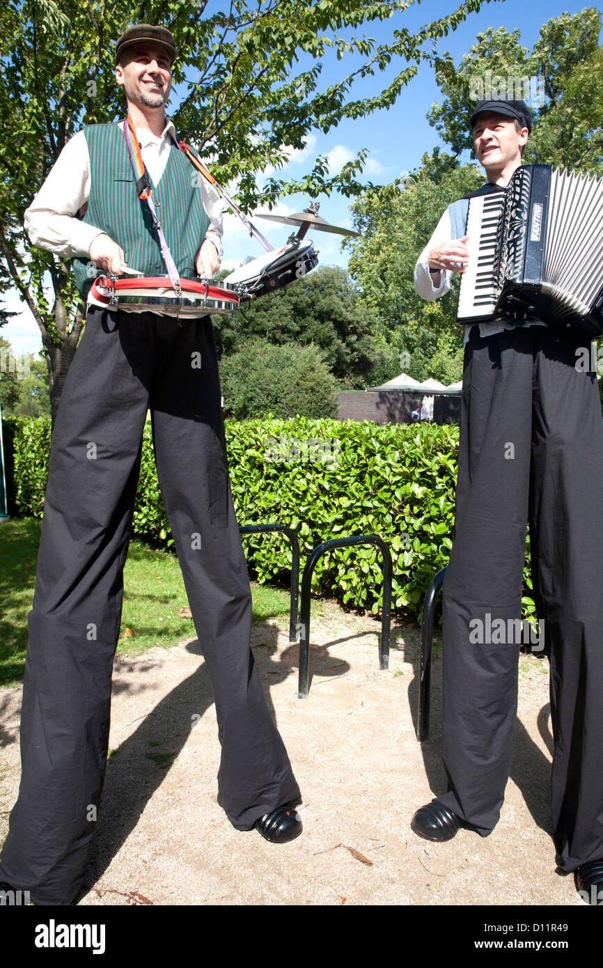 Tall men stilts hires stock photography and images Alamy