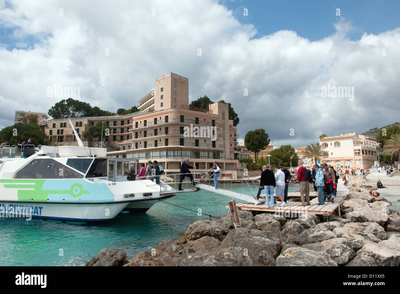 Peguera, Majorca, Spain, tourists board a tour boat Stock Photo