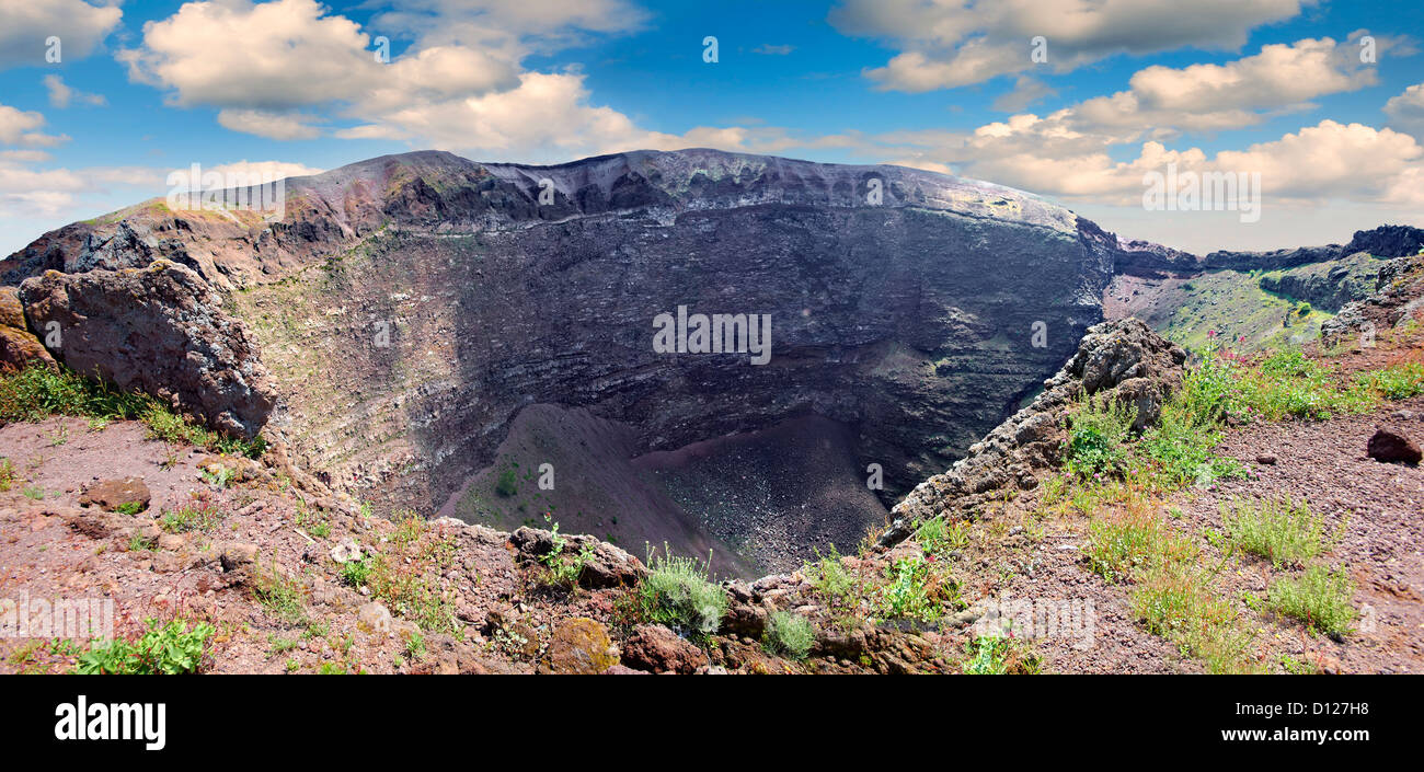 The volcanic crater of Mount Vesuvius, Italy  Stock Photo