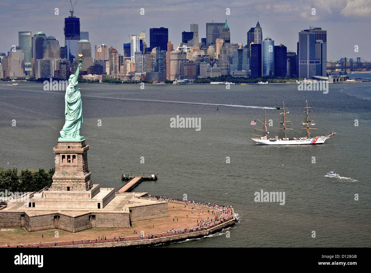The Coast Guard Cutter Eagle sails toward New York Harbor and the ...