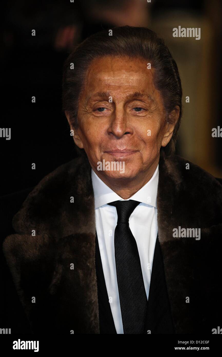 Italian designer Valentino Garavani attends the World of Les Misérables on 05/12/2012 at Leicester Square, London. Persons pictured: Valentino Garavani. Picture by Julie Edwards Stock Photo - Alamy