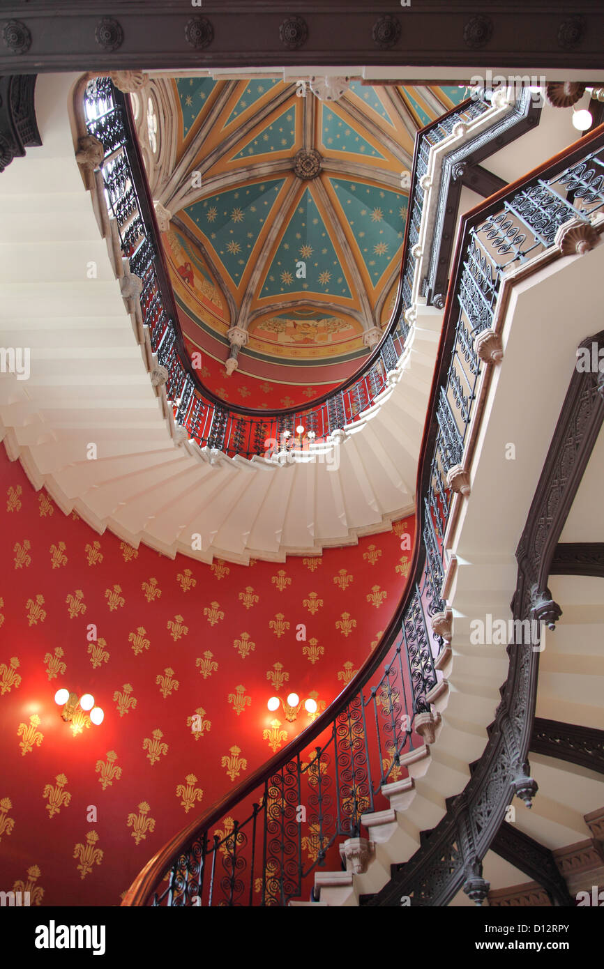 St pancras renaissance hotel hi-res stock photography and images - Alamy