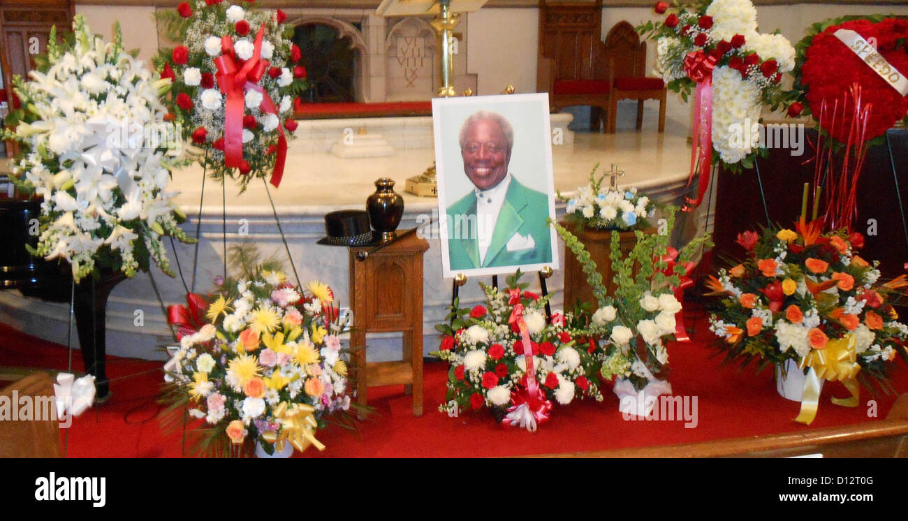 Memorial service for Earl Speedo Carroll , he was the lead vocalist for ...