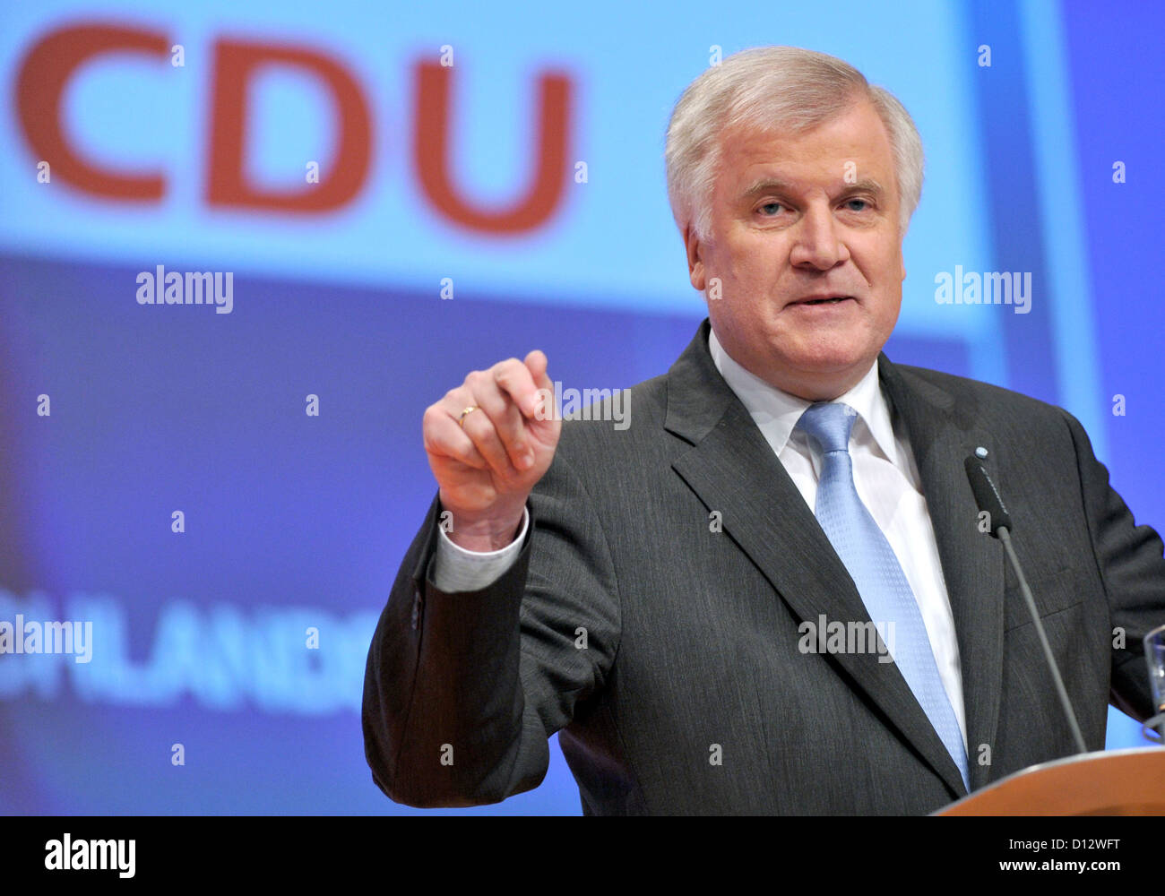 CSU chairman and Bavarian Premier Horst Seehofer speaks at the 25th Federal Party Convention of the Christian Democrats (CDU) in Hanover, Germany, 05 December 2012. PHOTO: BERND VON JUTRCZENKA Stock Photo