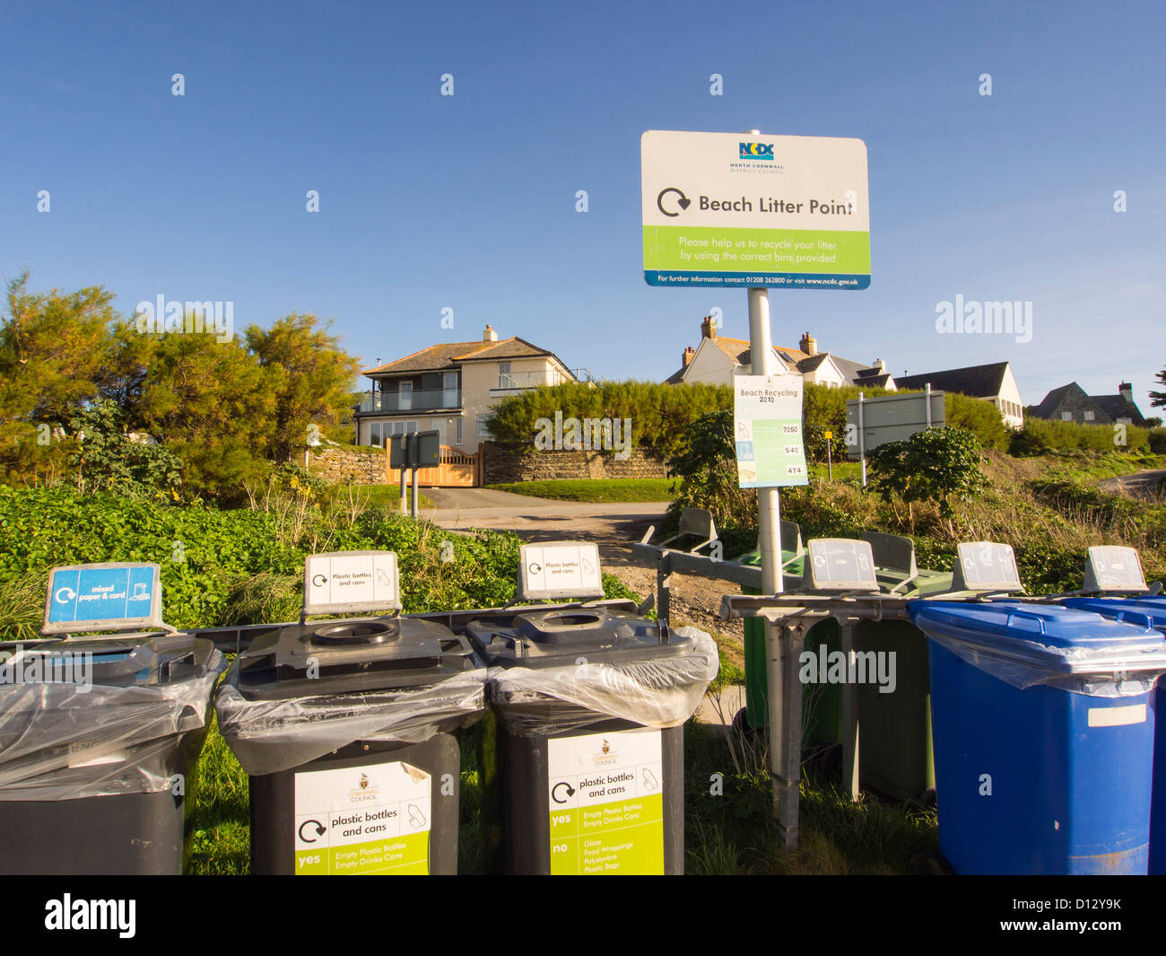 Cornwall treyarnon waste litter bin hires stock photography and images