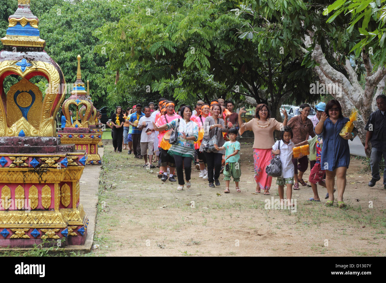 Initiation ceremony of three new monks in Thailand Stock Photo - Alamy