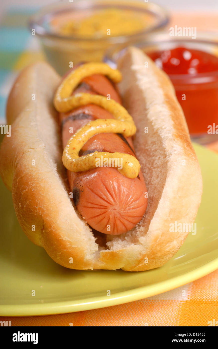 Hot dog relish mustard ketchup hires stock photography and images Alamy