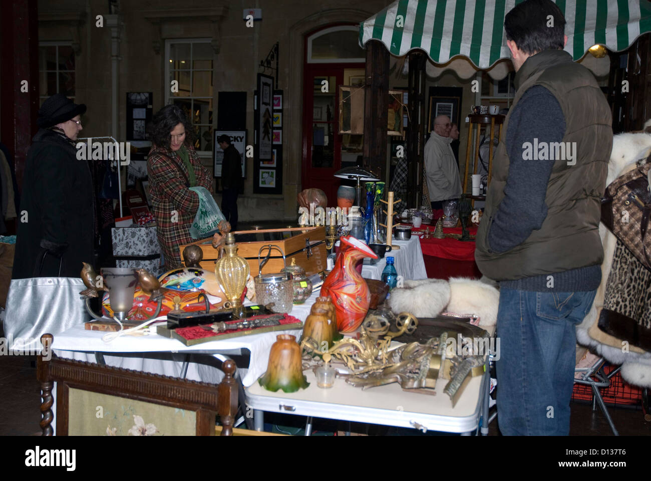 Sunday Antique Market Green Park, Bath Somerset UK Stock Photo Alamy