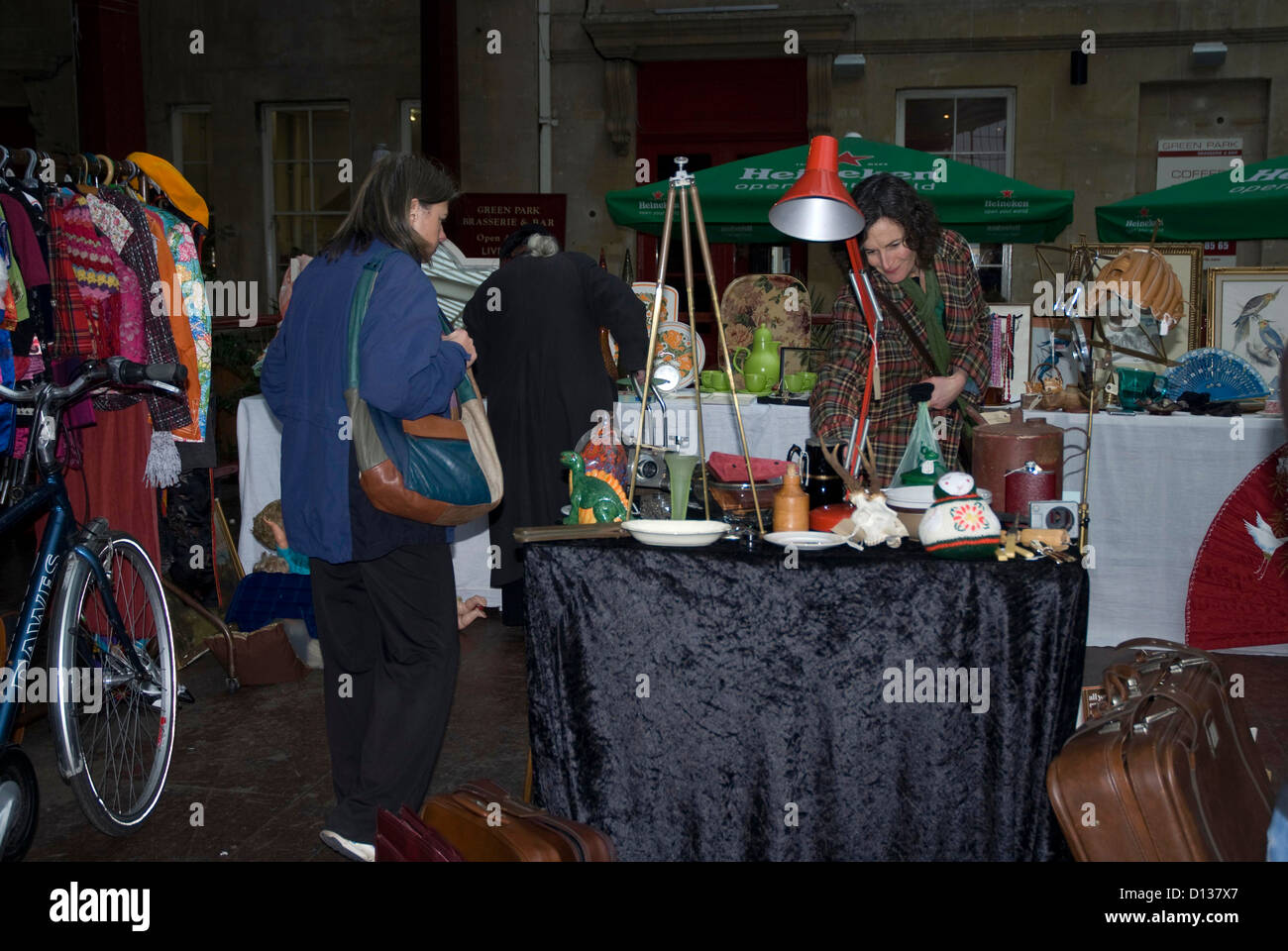 Sunday Antique Market Green Park, Bath Somerset UK Stock Photo Alamy