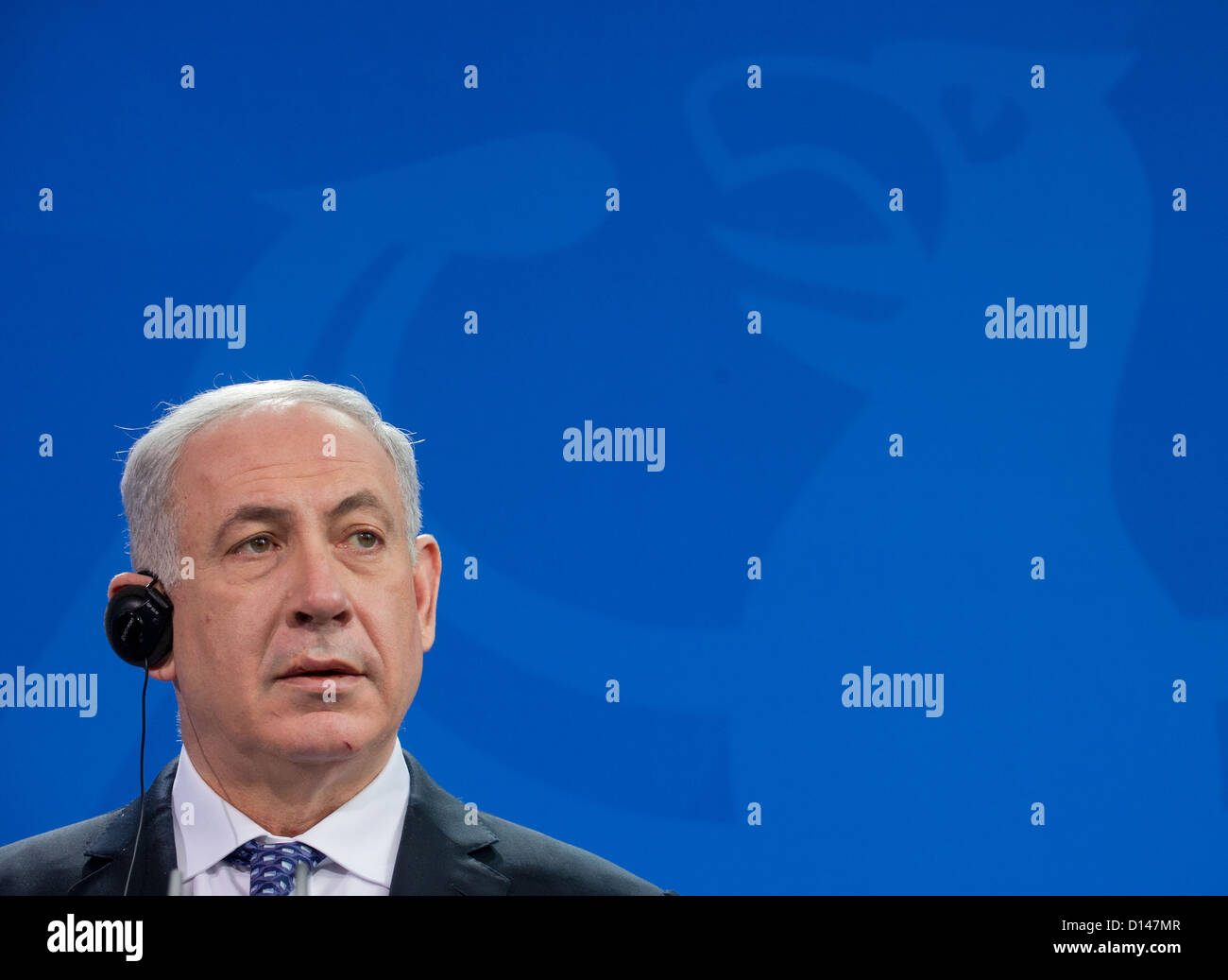 Israeli Prime Minister Benjamin Netanyahu gives a press conference at the chancellery in Berlin, Germany, 06 December 2012. Netanyahu's visit to Germany is overshadowed by Israel's plans to build new settler homes in a highly contentious strip of the occupied West Bank near Jerusalem. Photo: TIM BRAKEMEIER Stock Photo