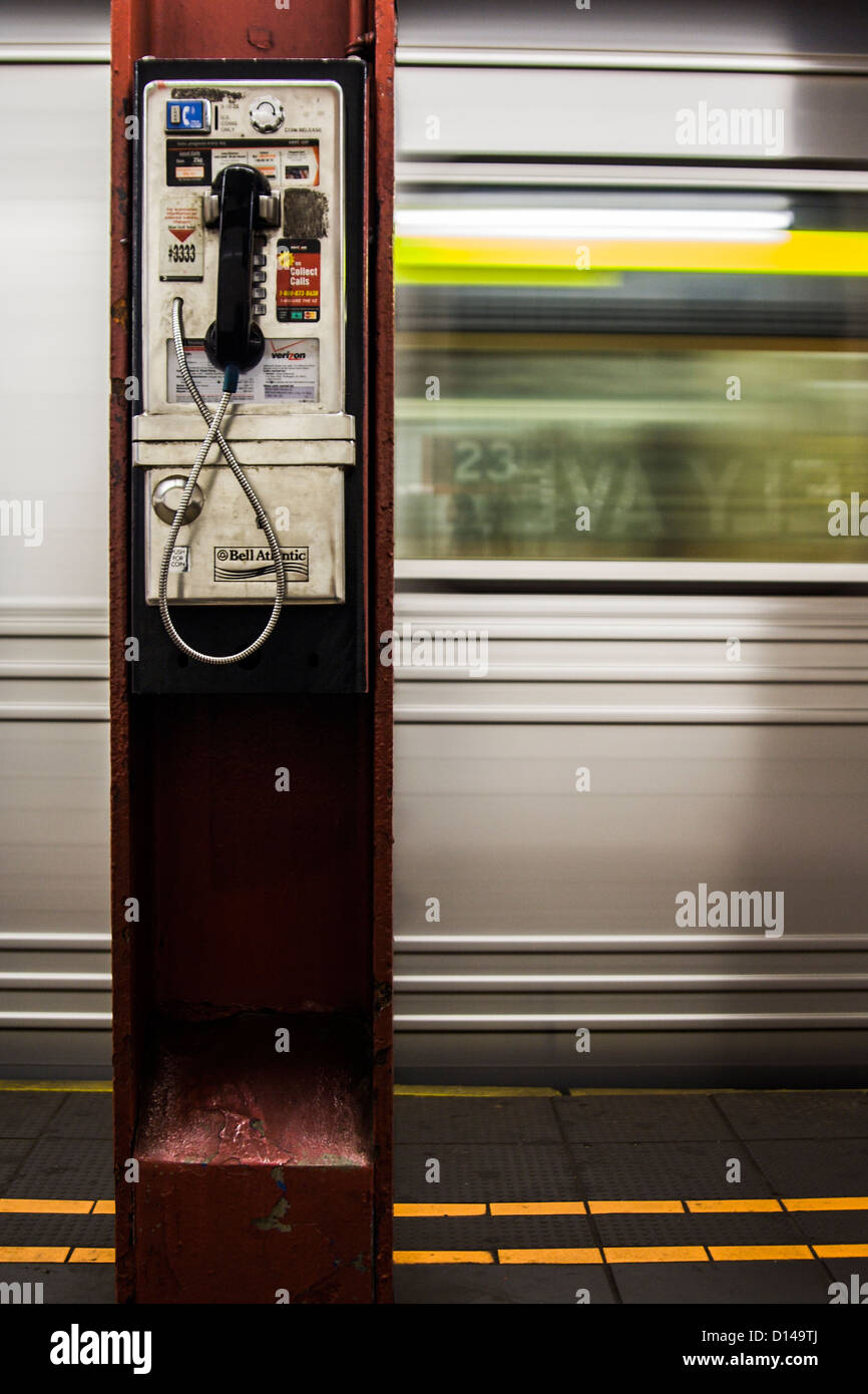 Nyc subway station pay phone hires stock photography and images Alamy