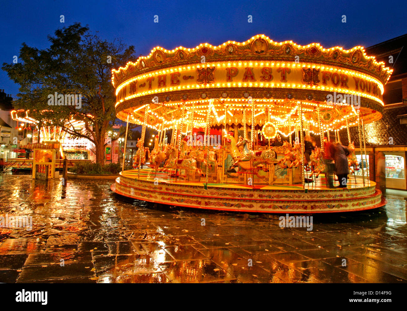 Lights at the fairground hires stock photography and images Alamy