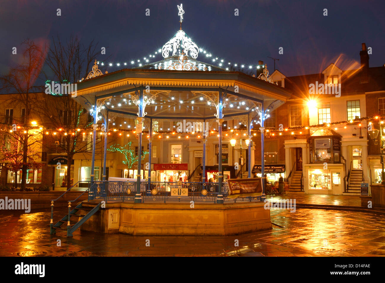 Lights at the fairground hires stock photography and images Alamy