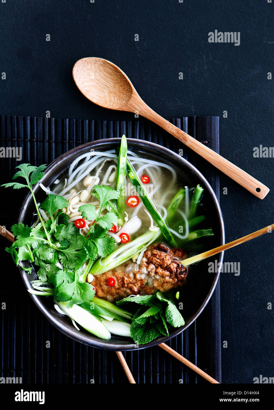 Bowl of Vietnamese noodle soup Stock Photo - Alamy