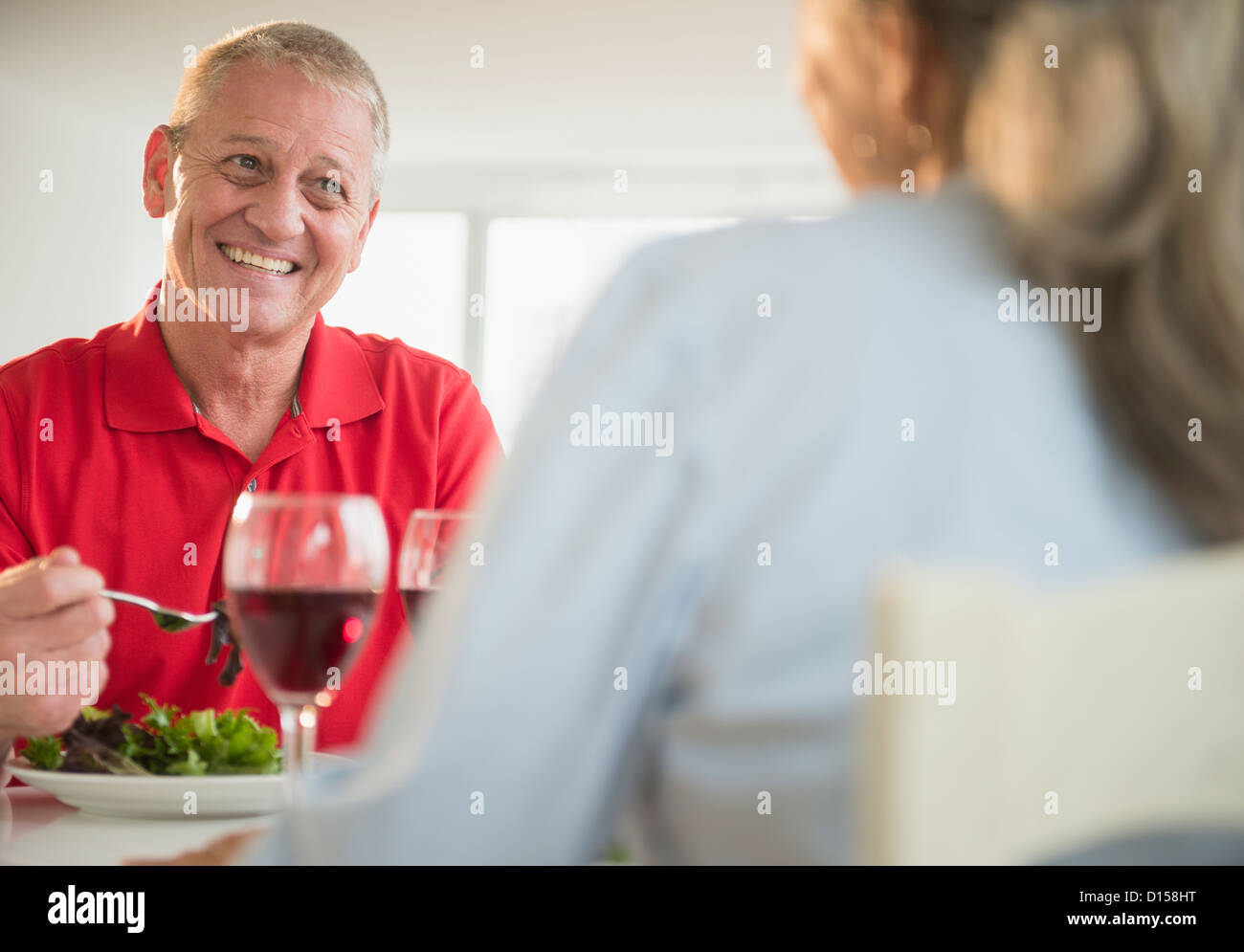 USA, New Jersey, Jersey City, Elderly couple dinning Stock Photo