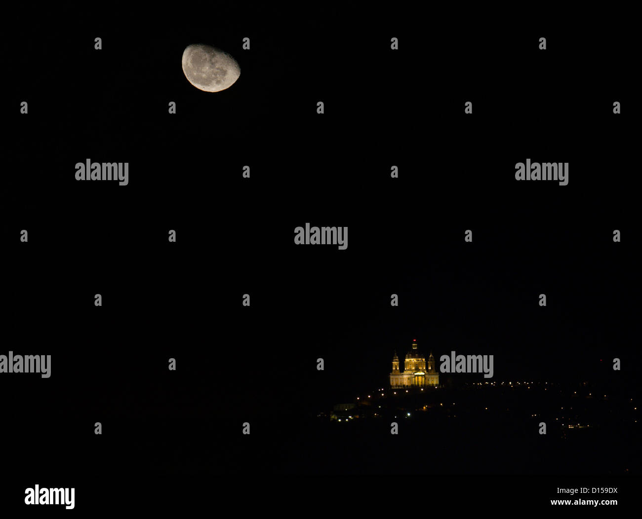 Moonrise behind the Basilica of Superga (Il sorgere della luna dietro la basilica di Superga) Stock Photo
