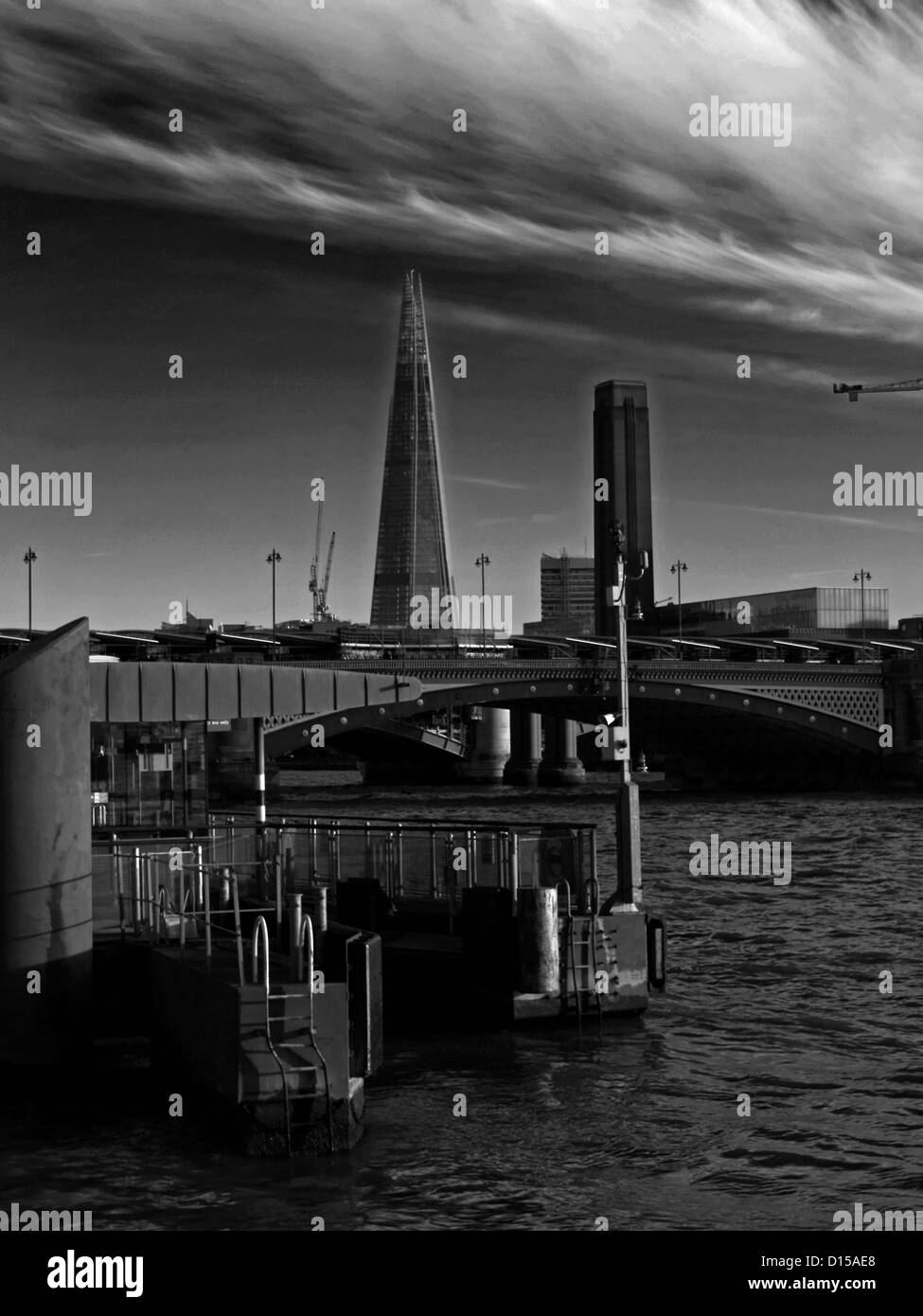 River thames pier Black and White Stock Photos & Images - Alamy