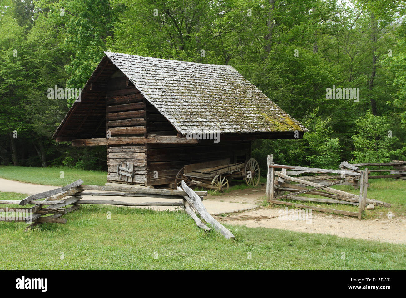 Corn Crib at Cable Mill, Cades Cove, Great Smokys National Park. Townsend, Tennessee, USA Stock
