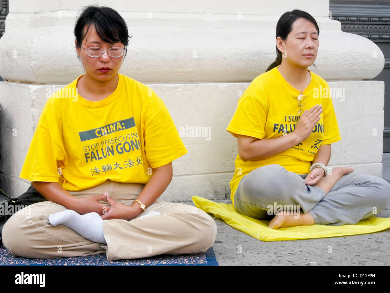 Buddhist response to war hires stock photography and images Alamy