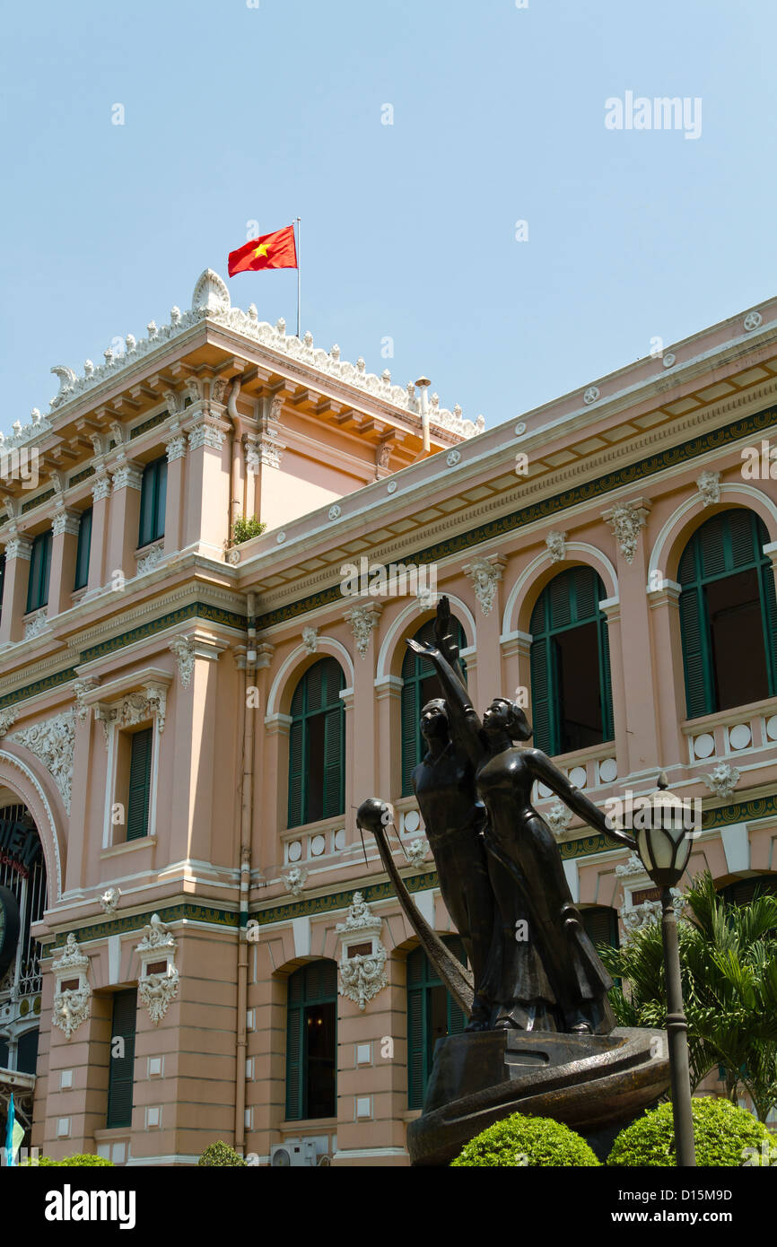 The main Post Office in Ho Chi Minh City, Vietnam Stock Photo Alamy