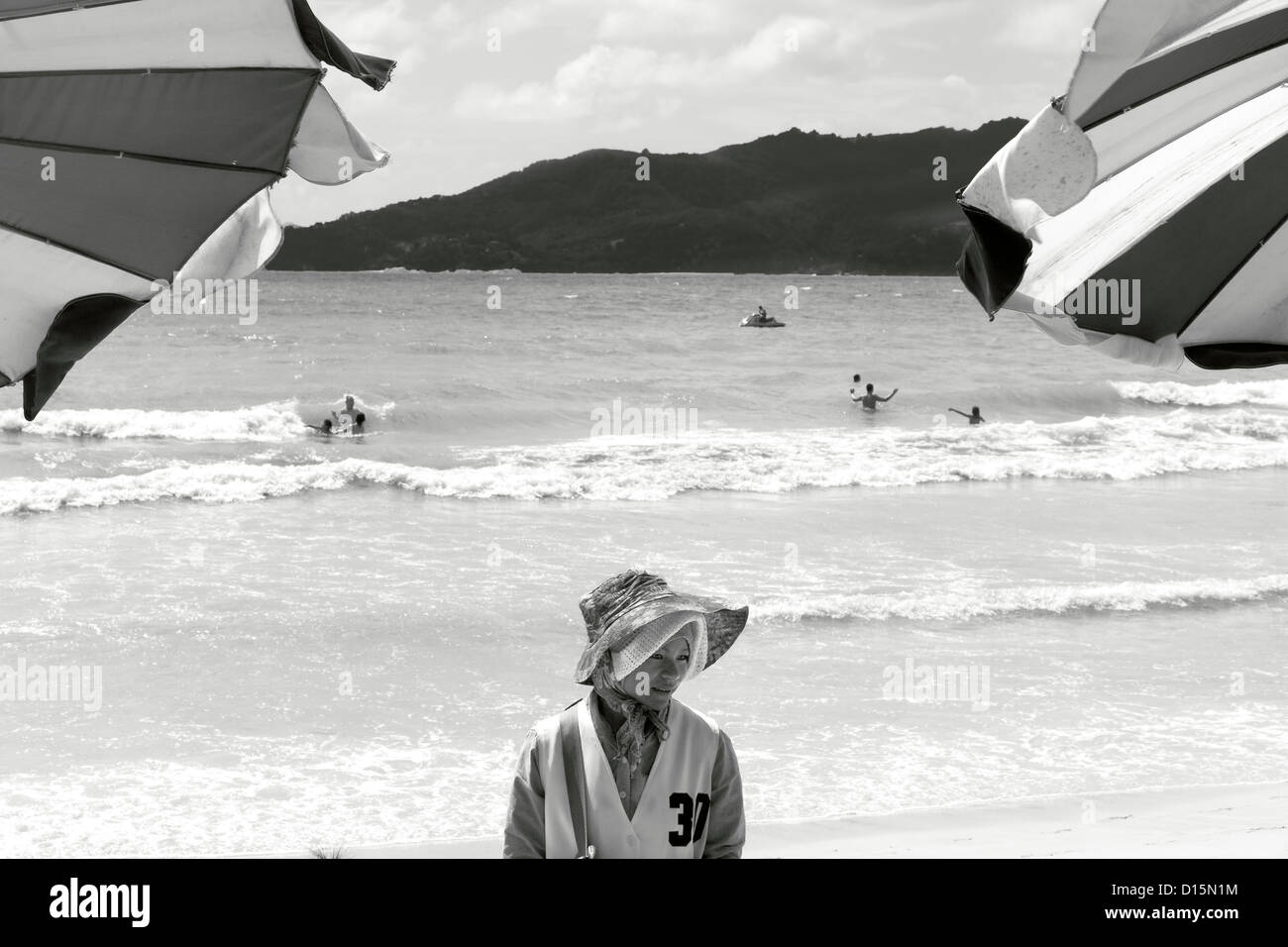 Beverage vendor, Patong Beach Stock Photo Alamy