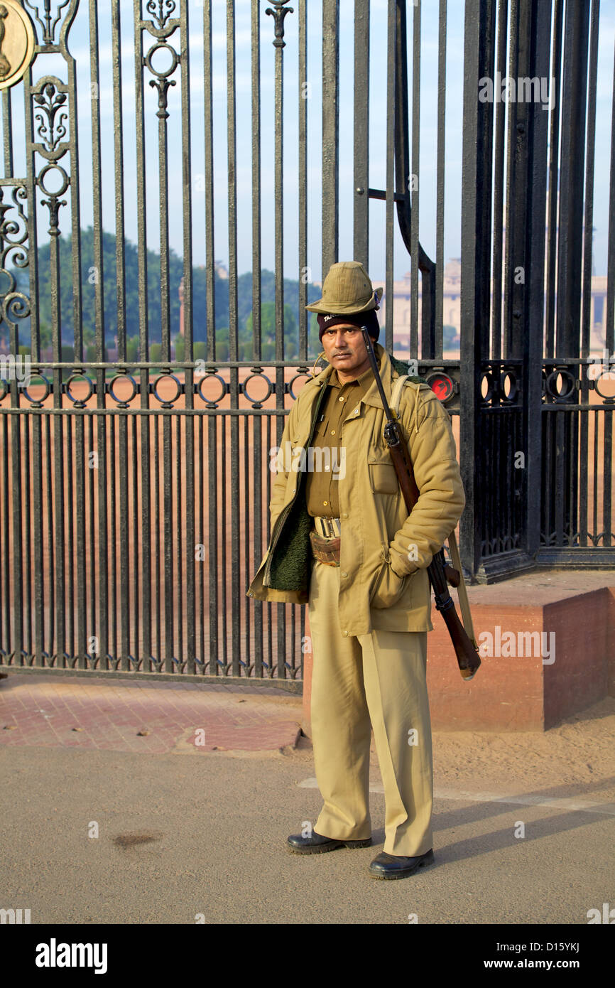A security guard at the gate of Rashtrapati bhavan (President's house
