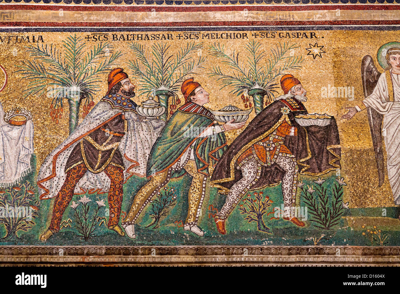 basilica sant apollinare nuovo s.apollinare ravenna Stock Photo Alamy