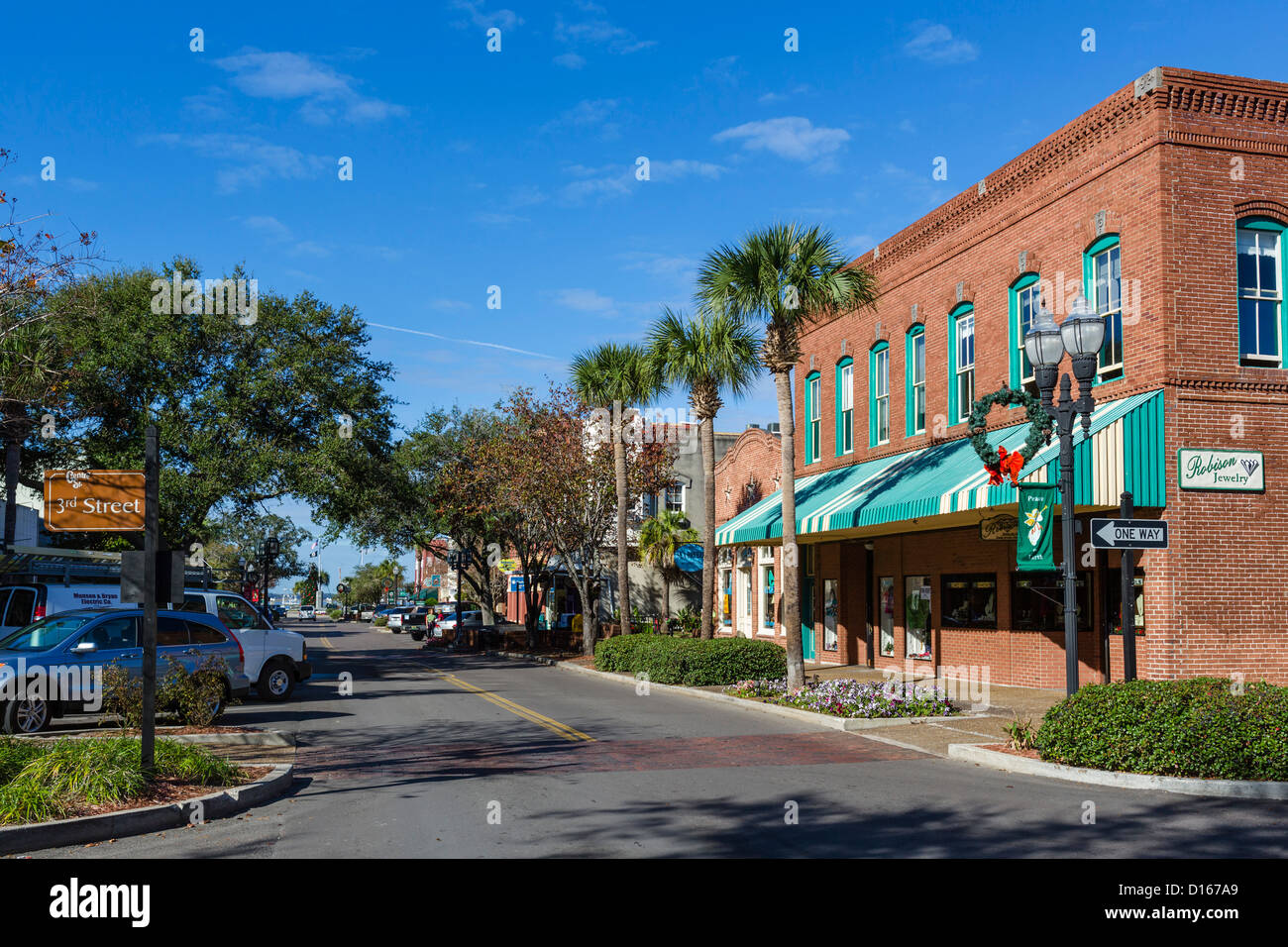 Centre Street (the Main Street) in downtown Fernandina Beach, Amelia Island, Florida, USA Stock Photo