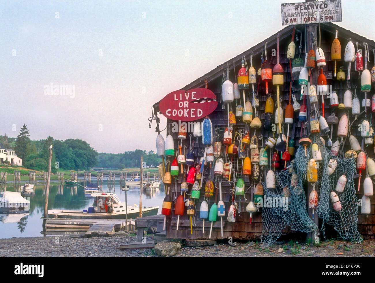 Lobster shack covered with lobster buoys in Baldhead, Maine Stock Photo