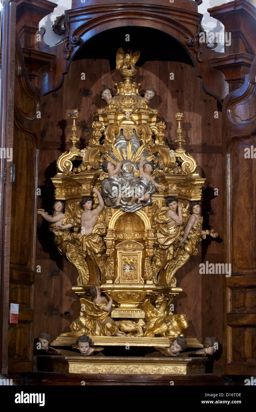 Baroque altarpiece, Capilla de la comunion, Church of Saint Justa and Saint Rufina Stock Photo