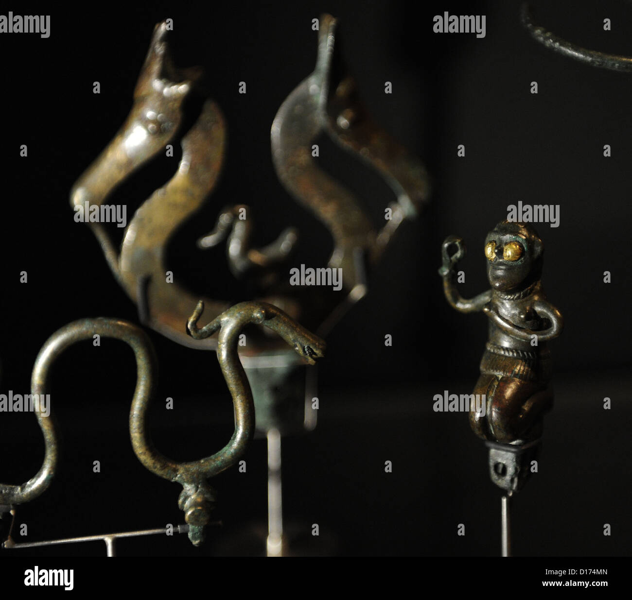 Bronze Age. Several women's ornaments and some bronze figures. Are