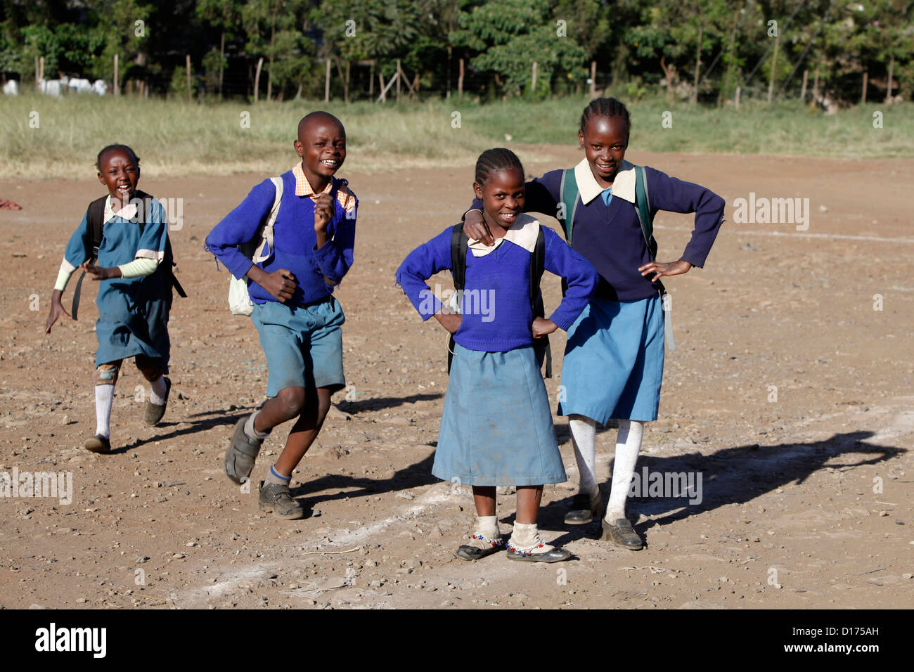 9 years old girl school uniform hi-res stock photography and images - Alamy