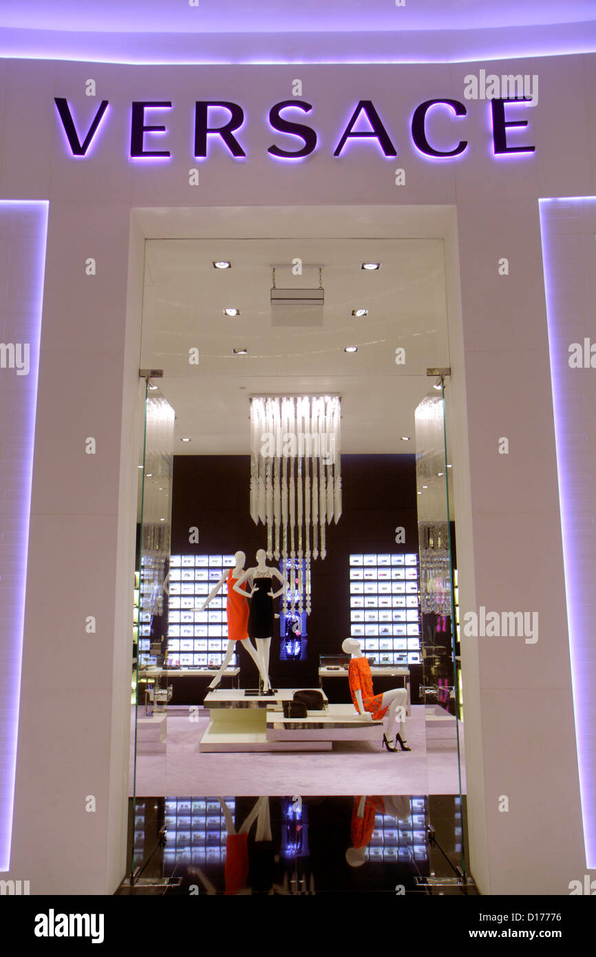 Dubai UAE,United Arab Emirates,Downtown Dubai,Burj Dubai,Dubai mall