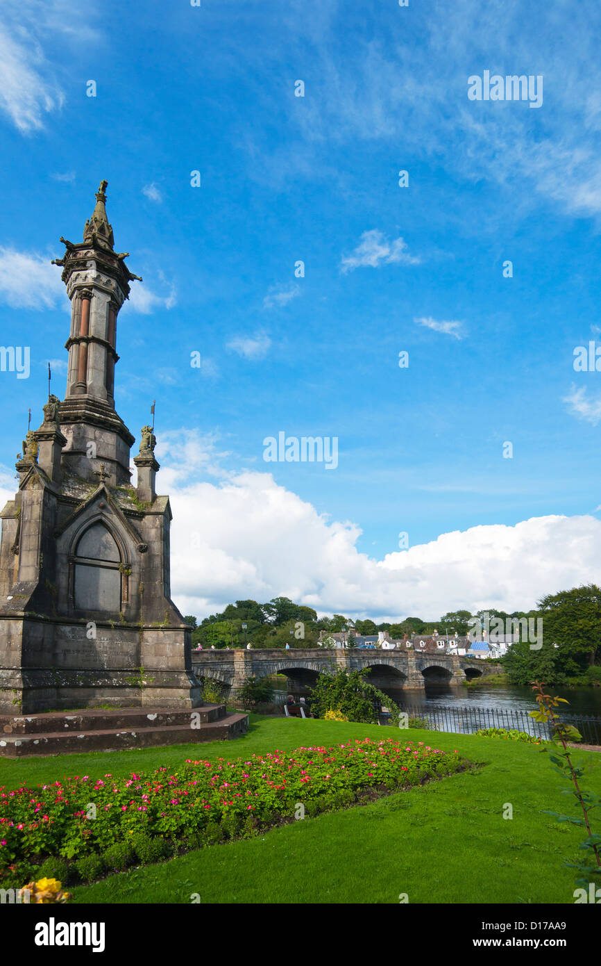 Newton Stewart, River Cree, bridge, monument, Dumfries and galloway, Scotland, uk Stock Photo