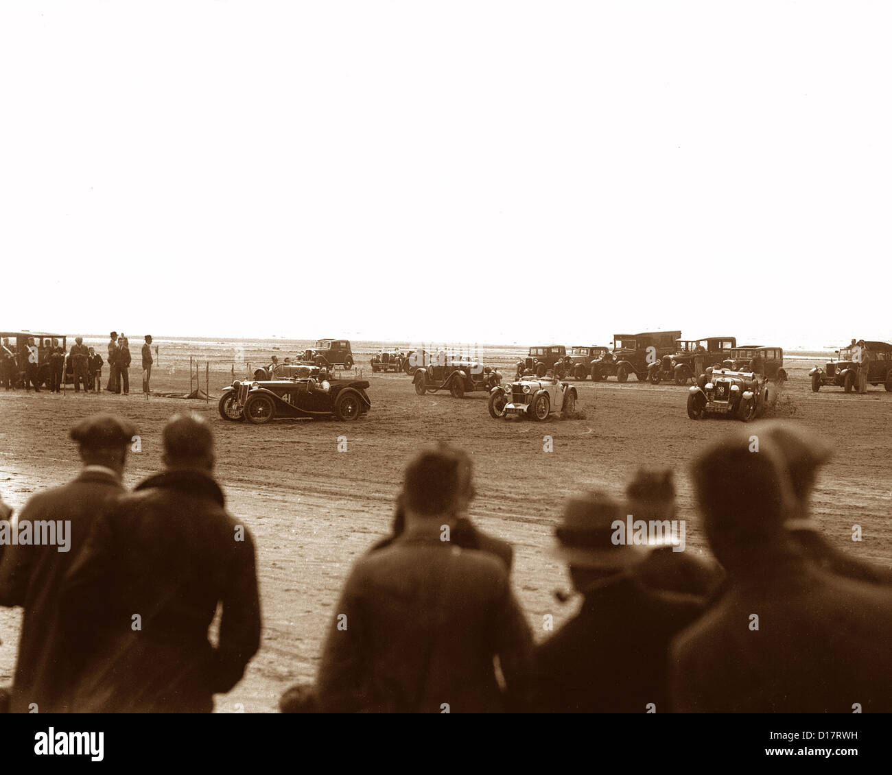 Motor racing cars england hi-res stock photography and images - Alamy