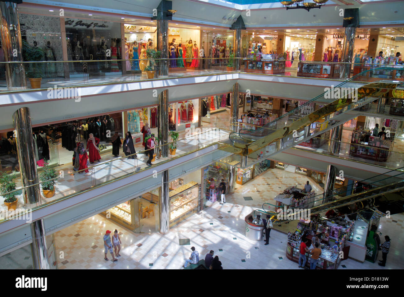 Naif market deira dubai hires stock photography and images Alamy