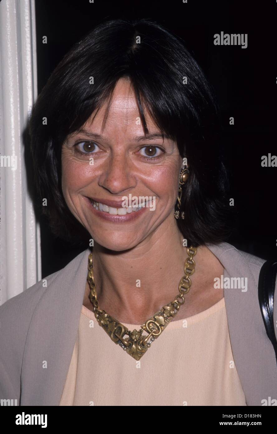Joyce maynard hi-res stock photography and images - Alamy