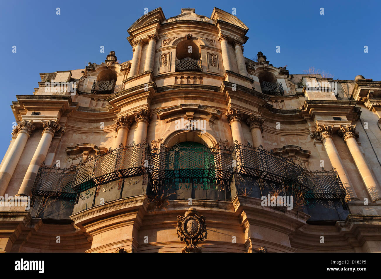 18th century rococo facade hi-res stock photography and images - Alamy